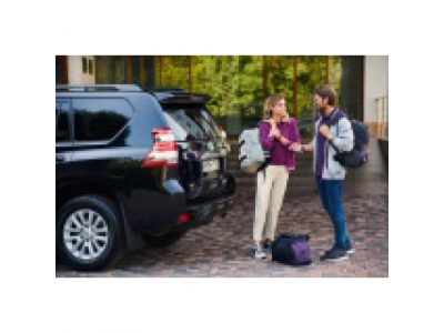 Спортивно-туристическая сумка Toyota Travel Bag, Black/Purple, артикул TMSUV03BAG от Toyota Спортивно-туристическая сумка Toyota Travel Bag, Black/Purple, артикул TMSUV03BAG